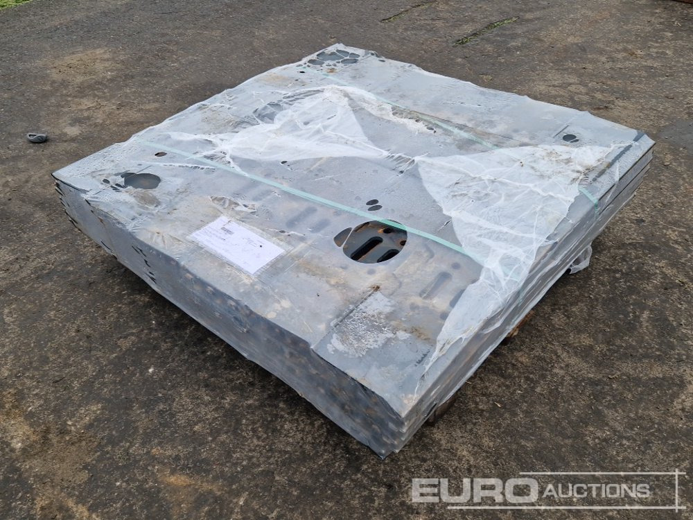 600mm Steel Tracks - قطع غيار - حفارة: صورة 4 600mm Steel Tracks - قطع غيار - حفارة: صورة 4