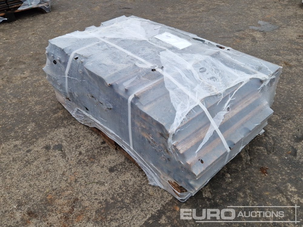 600mm Steel Tracks - قطع غيار - حفارة: صورة 3 600mm Steel Tracks - قطع غيار - حفارة: صورة 3