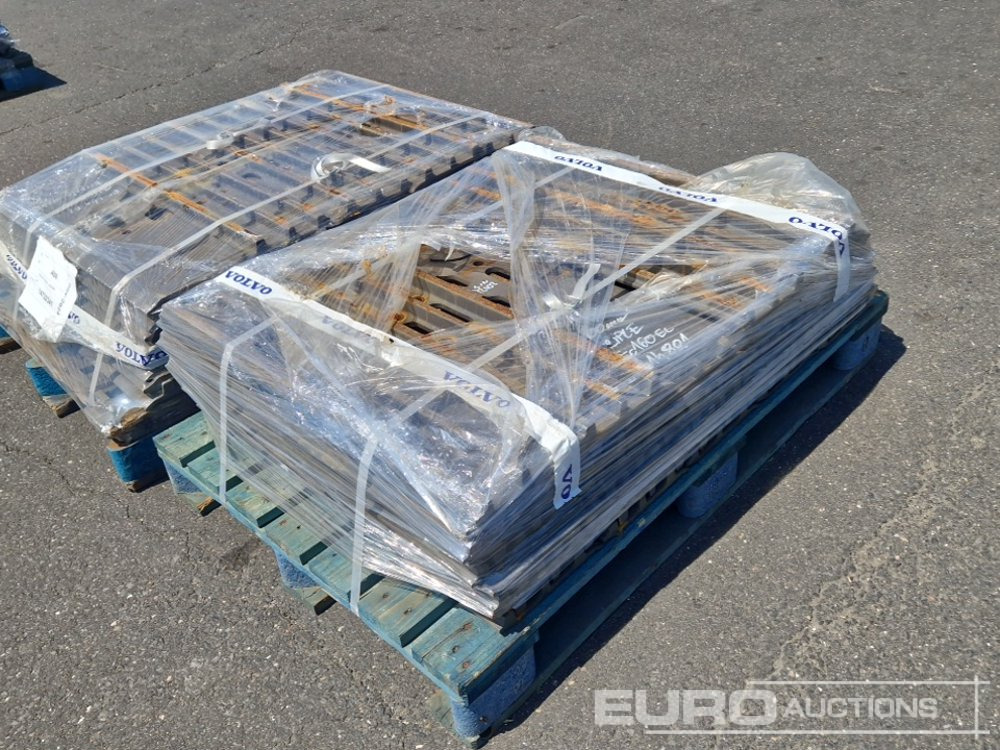 800mm Steel Track Plates to suit Volvo EC200 - قطع غيار - حفارة: صورة 2 800mm Steel Track Plates to suit Volvo EC200 - قطع غيار - حفارة: صورة 2