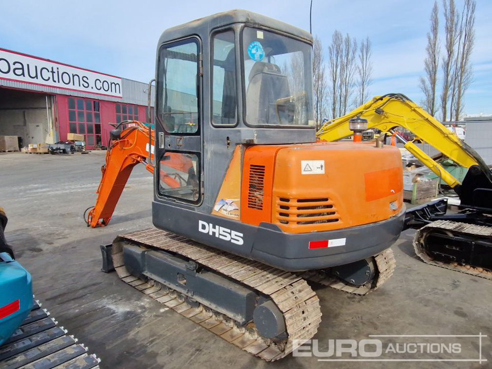 Doosan DH55-V - حفارة مُصَّغرة: صورة 1 Doosan DH55-V - حفارة مُصَّغرة: صورة 1