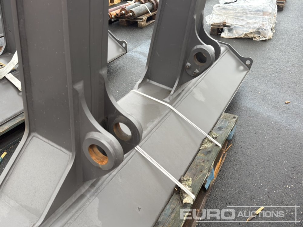 Dozer Blade to suit Volvo ECR235E - قطع غيار - حفارة: صورة 5 Dozer Blade to suit Volvo ECR235E - قطع غيار - حفارة: صورة 5