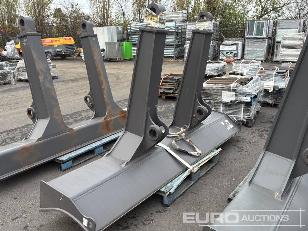 Dozer Blade to suit Volvo ECR235E - قطع غيار - حفارة: صورة 3 Dozer Blade to suit Volvo ECR235E - قطع غيار - حفارة: صورة 3