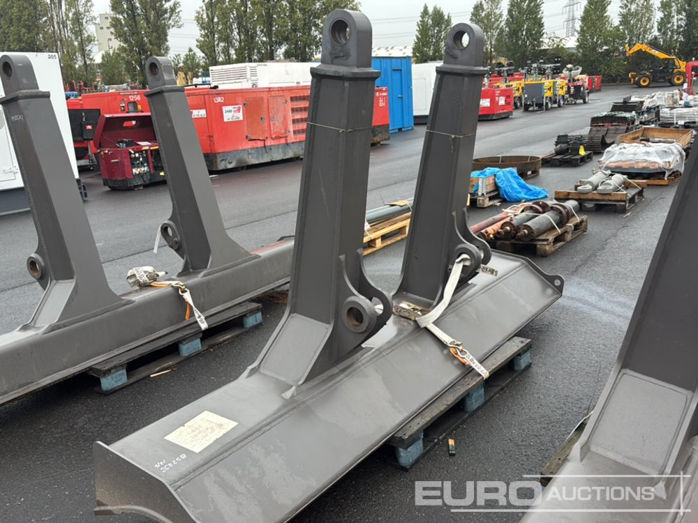 Dozer Blade to suit Volvo ECR235E - قطع غيار - حفارة: صورة 2 Dozer Blade to suit Volvo ECR235E - قطع غيار - حفارة: صورة 2