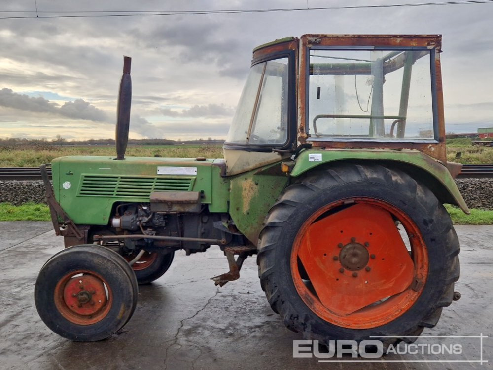 Fendt FARMER 102S - جرار: صورة 2 Fendt FARMER 102S - جرار: صورة 2