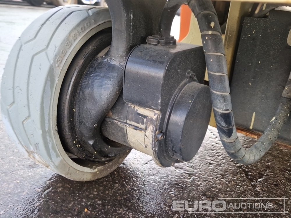 رافعة هيدروليكية مقصية JLG 1930ES: صورة 11 رافعة هيدروليكية مقصية JLG 1930ES: صورة 11