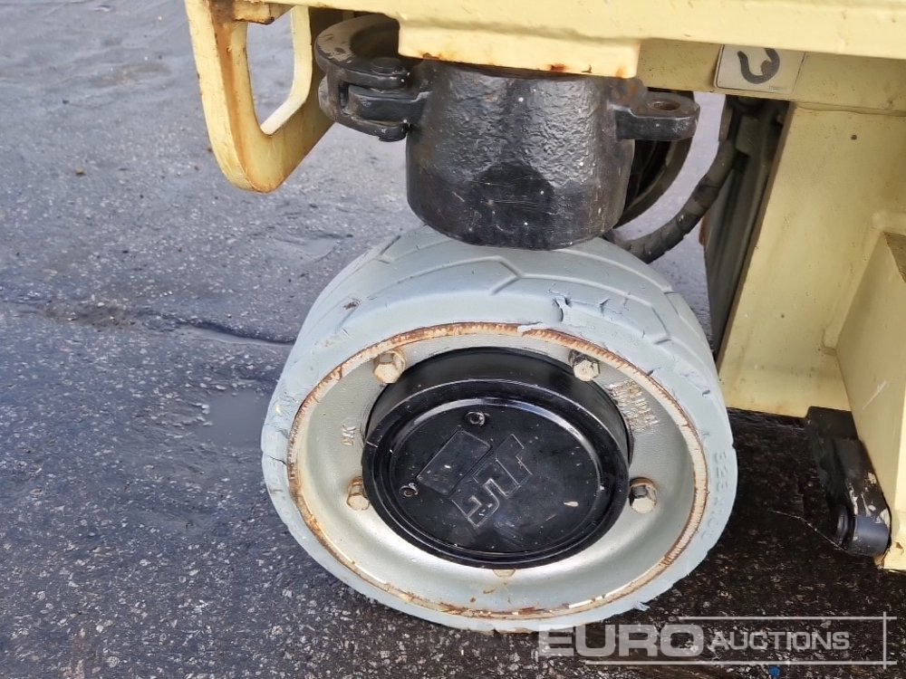 رافعة هيدروليكية مقصية JLG 1930ES: صورة 10 رافعة هيدروليكية مقصية JLG 1930ES: صورة 10