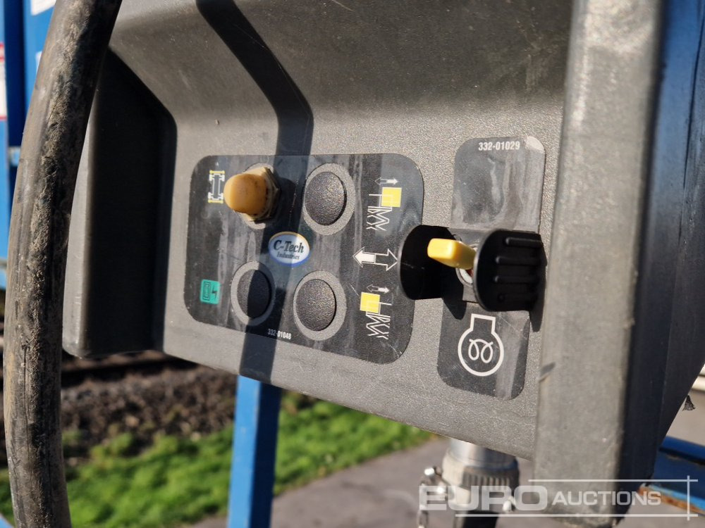 رافعة هيدروليكية مقصية JLG 3394RT: صورة 15 رافعة هيدروليكية مقصية JLG 3394RT: صورة 15