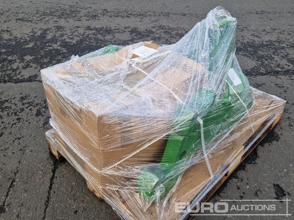 John Deere Front Loader Adaption Kit for 4 Cylinder Machines incl. Brackets, Hydraulic Hoses, SCV Valves, Loader Joystick to suit 6110R-6135R, 6110M-6145M - الآلات الزراعية: صورة 3 John Deere Front Loader Adaption Kit for 4 Cylinder Machines incl. Brackets, Hydraulic Hoses, SCV Valves, Loader Joystick to suit 6110R-6135R, 6110M-6145M - الآلات الزراعية: صورة 3