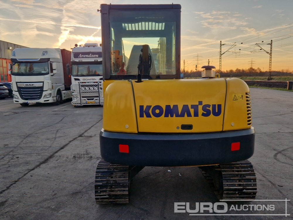 Komatsu PC56-7 - حفارة مُصَّغرة: صورة 4 Komatsu PC56-7 - حفارة مُصَّغرة: صورة 4
