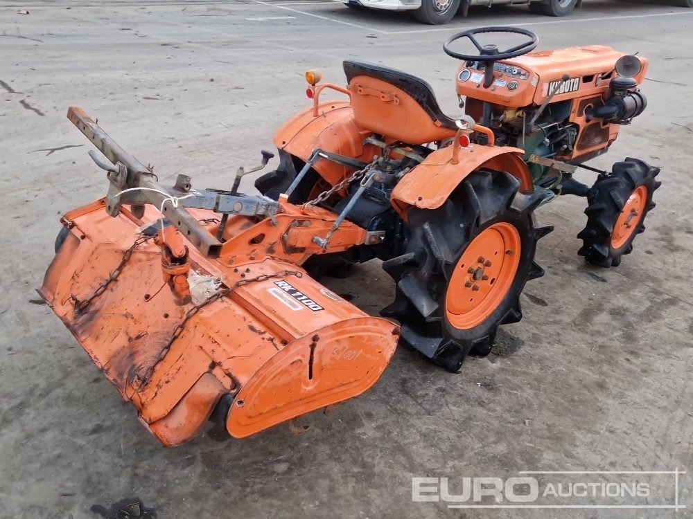 Kubota B7001 - جرار صغير: صورة 4 Kubota B7001 - جرار صغير: صورة 4