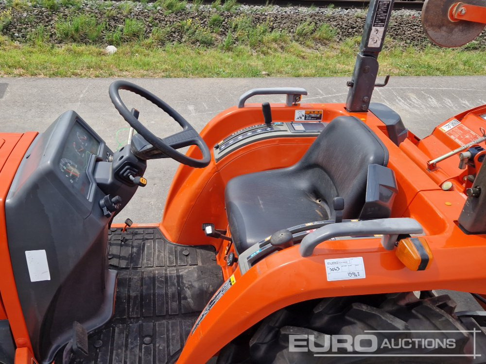 جرار صغير Kubota T22: صورة 14