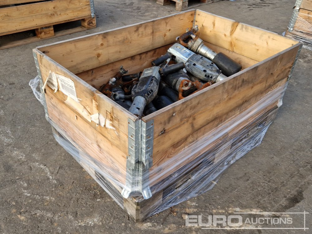 MAC3 P13 + BB20 Pneumatic Breaker (17 of) - آلة أسفلت: صورة 2 MAC3 P13 + BB20 Pneumatic Breaker (17 of) - آلة أسفلت: صورة 2