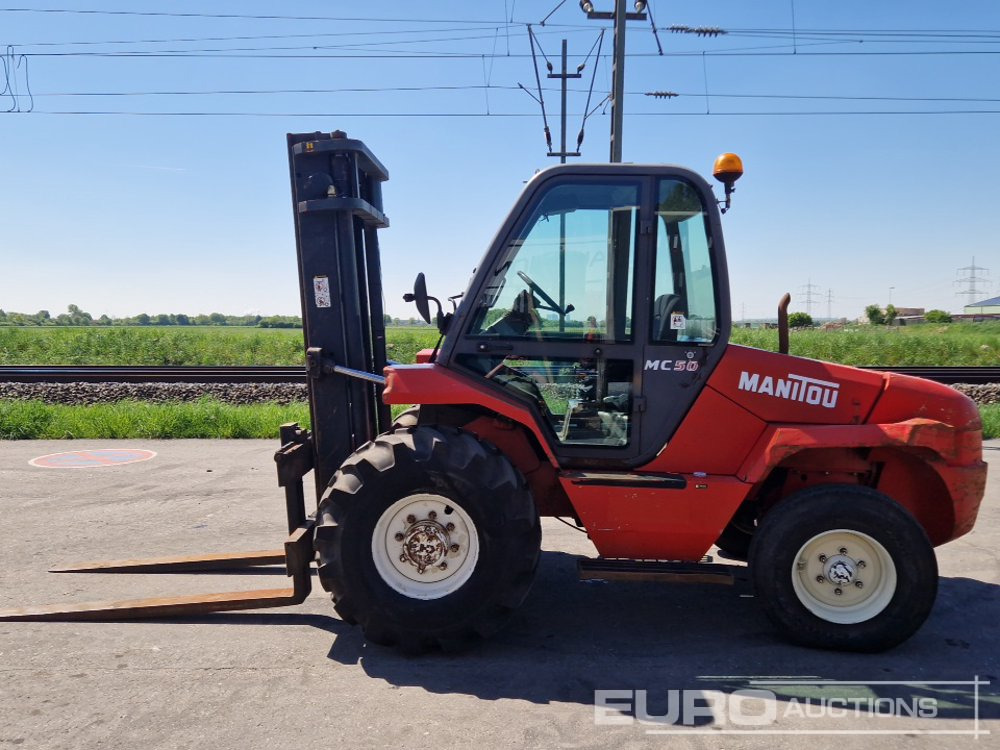 Manitou MC50 - رافعة شوكية للأرض الوعرة: صورة 2 Manitou MC50 - رافعة شوكية للأرض الوعرة: صورة 2
