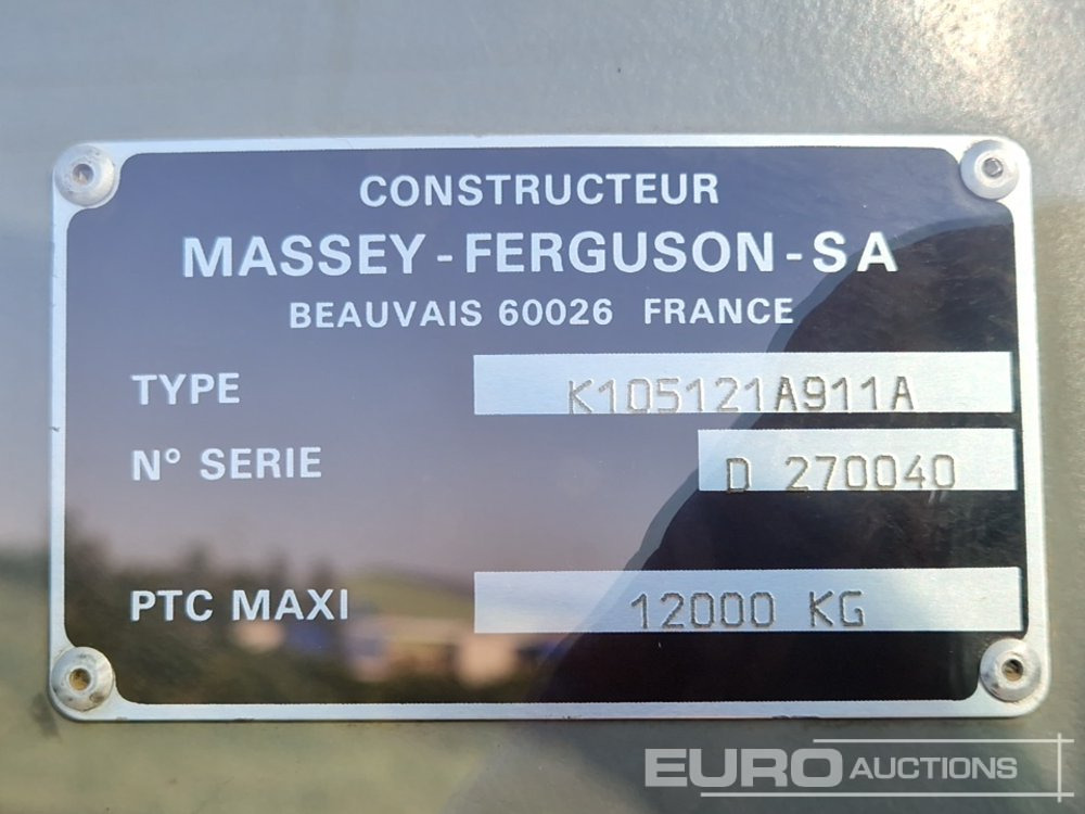 جرار Massey Ferguson 8140: صورة 36