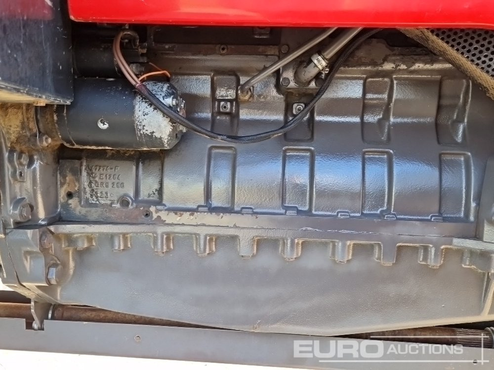 جرار Massey Ferguson 8140: صورة 21