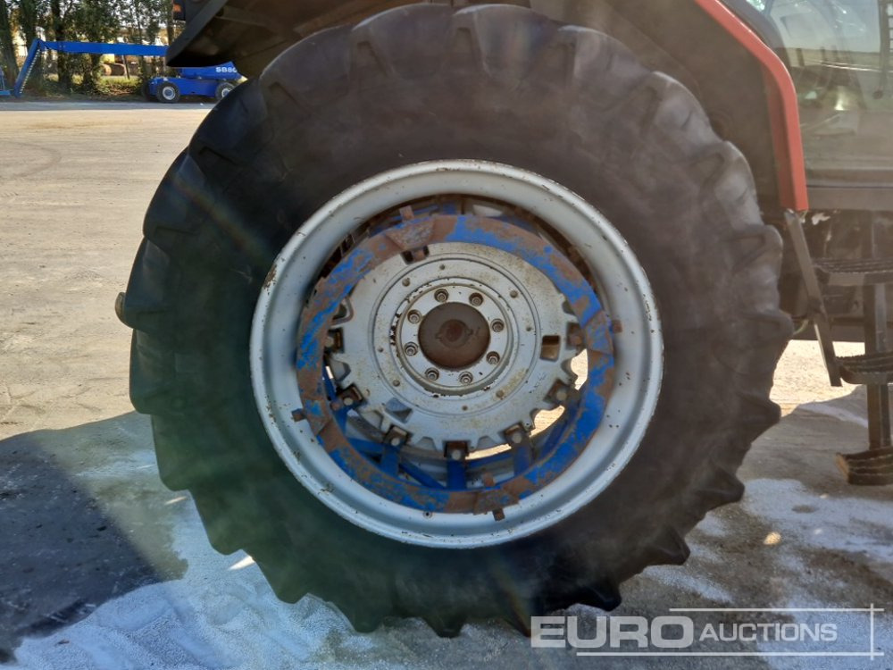 جرار Massey Ferguson 8140: صورة 11