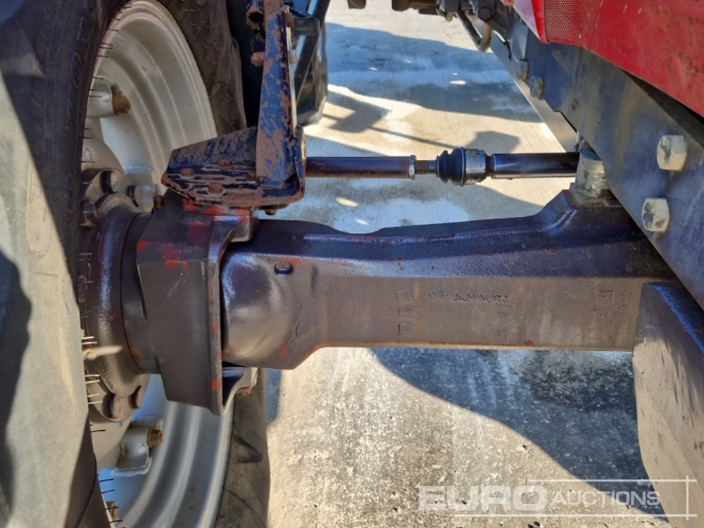 جرار Massey Ferguson 8140: صورة 12