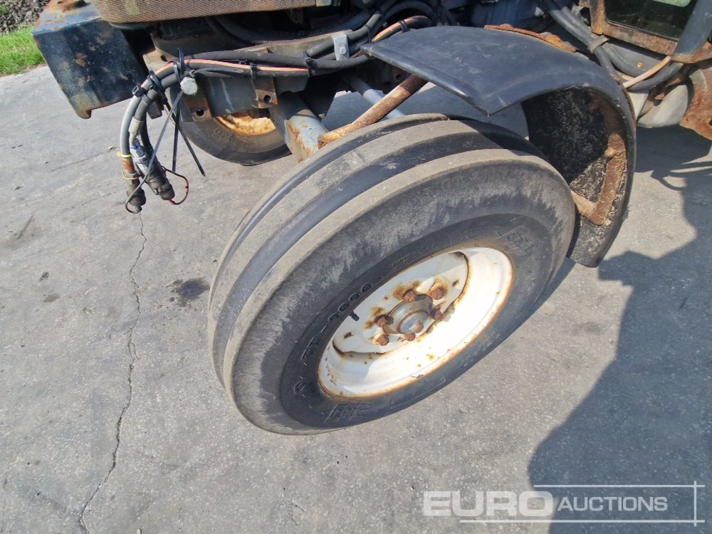 جرار New Holland TN65D: صورة 9