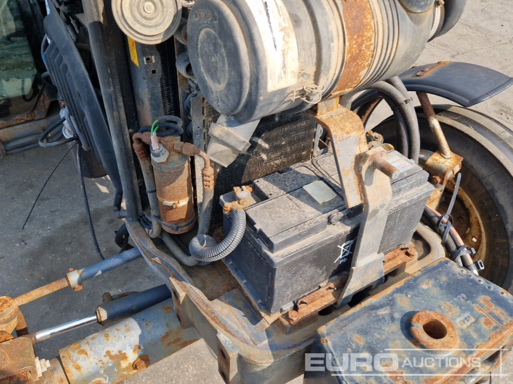 جرار New Holland TN65D: صورة 15