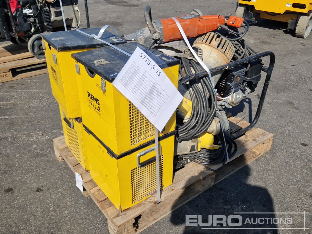 Pallet of Water Pumps, Generator, Angle Grinder, Electric Pipe Freezing Units - مضخة مياه: صورة 3 Pallet of Water Pumps, Generator, Angle Grinder, Electric Pipe Freezing Units - مضخة مياه: صورة 3