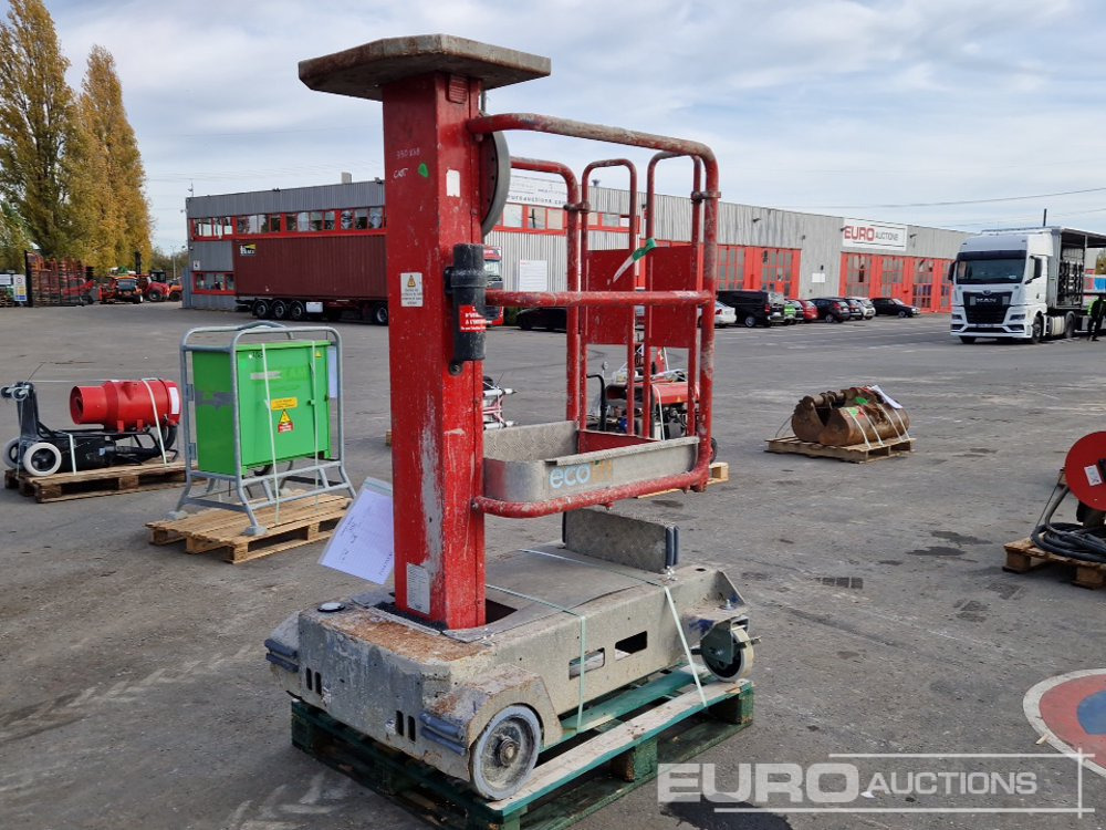 Power Tower Vertical Mast Lift - الرأسي رفع الصاري: صورة 1 Power Tower Vertical Mast Lift - الرأسي رفع الصاري: صورة 1