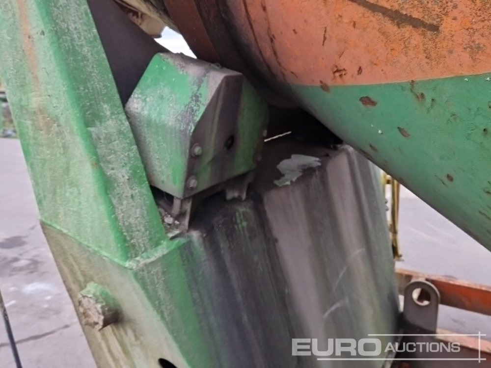 خلاطه اسمنت Truck Mounted Cement Mixer: صورة 22