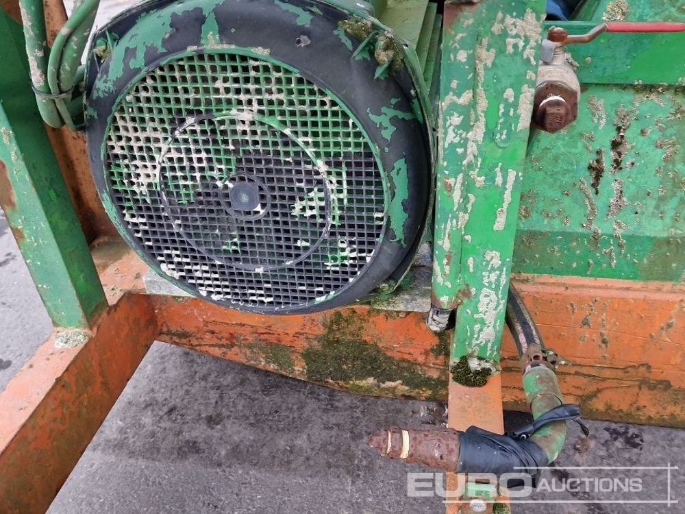 خلاطه اسمنت Truck Mounted Cement Mixer: صورة 16