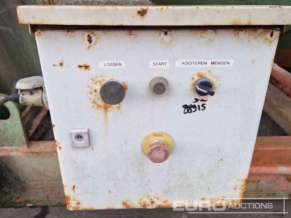 خلاطه اسمنت Truck Mounted Cement Mixer: صورة 21