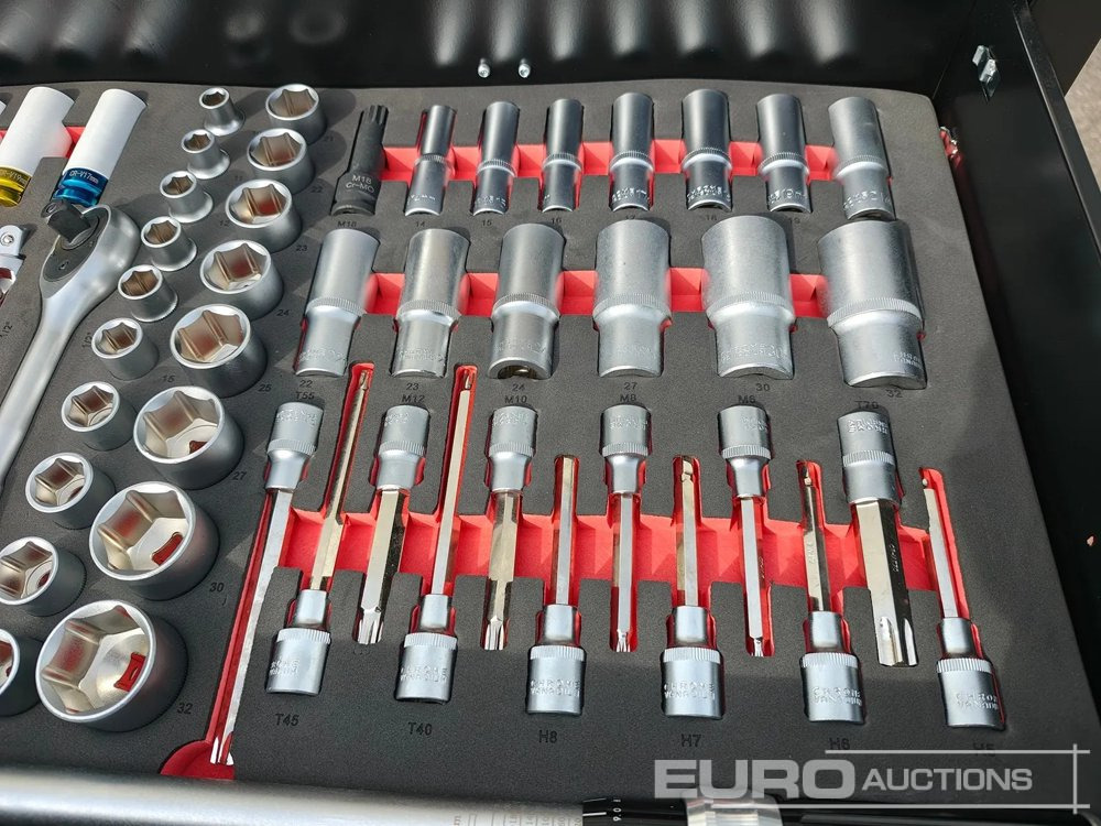 Unused Eversteel PROFILINE - معدات الورش: صورة 5 Unused Eversteel PROFILINE - معدات الورش: صورة 5