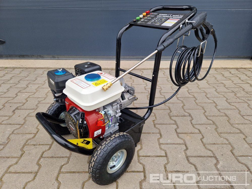 Unused MAXWIN MT3500PSI Petrol Powered High Pressure Washer, 240bar, 6.5HP - معدات الورش: صورة 1 Unused MAXWIN MT3500PSI Petrol Powered High Pressure Washer, 240bar, 6.5HP - معدات الورش: صورة 1