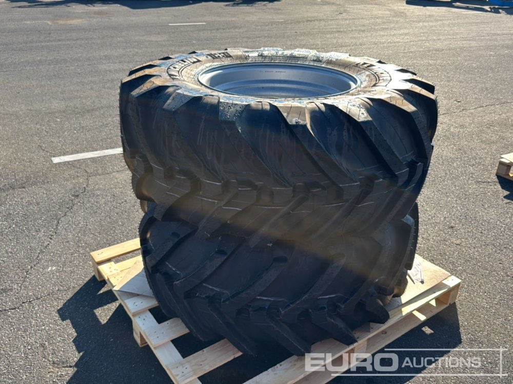 Unused Michelin 500/70R24 Tyre & Rim (2 of) - إطارات: صورة 2 Unused Michelin 500/70R24 Tyre & Rim (2 of) - إطارات: صورة 2