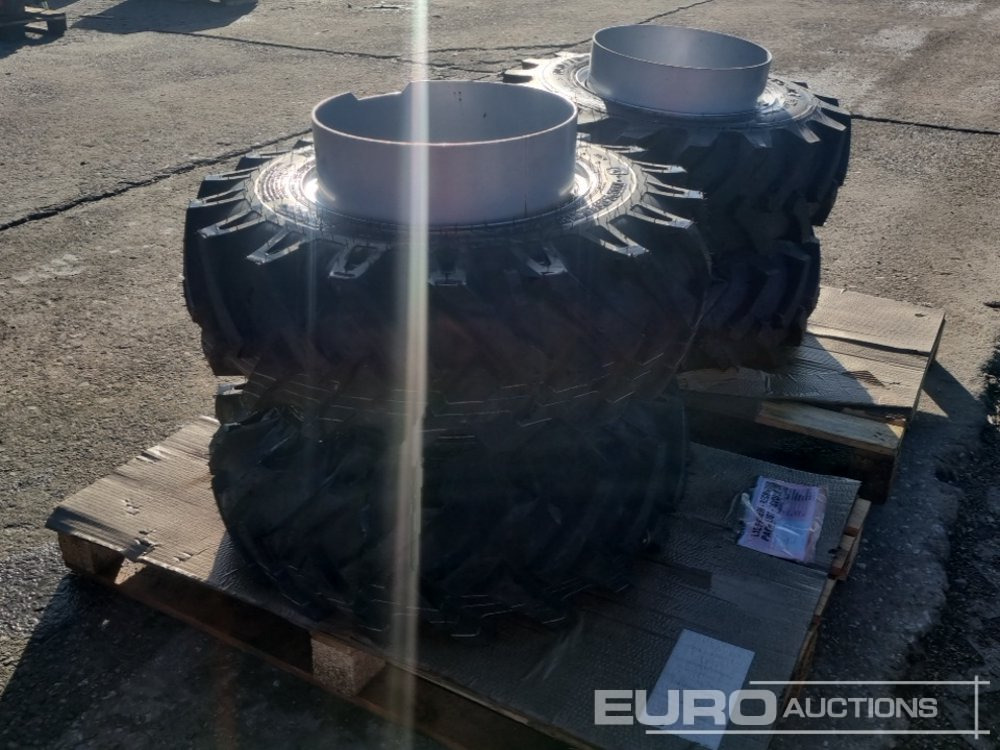 Unused Mitas 10.0/75-15.3 Tyre & Rim (2 of), BKT 10.0/75-15.3 Tyre & Rim (2 of) - إطارات: صورة 2 Unused Mitas 10.0/75-15.3 Tyre & Rim (2 of), BKT 10.0/75-15.3 Tyre & Rim (2 of) - إطارات: صورة 2
