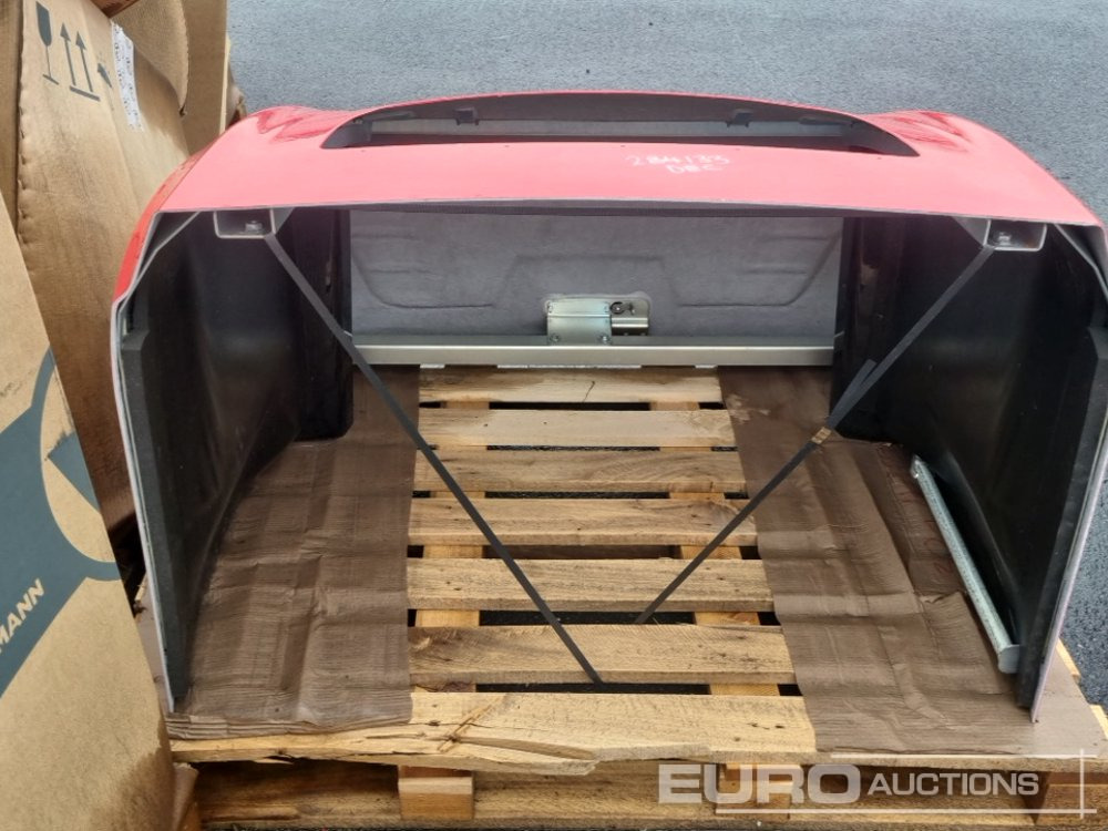 Unused Wacker Neuson Engine Cover - غطاء محرك المركبة - آلات البناء: صورة 4 Unused Wacker Neuson Engine Cover - غطاء محرك المركبة - آلات البناء: صورة 4