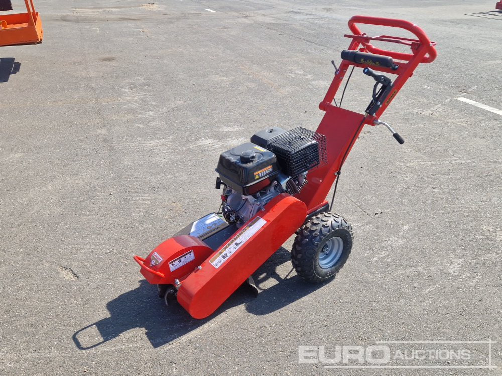 Unused Walk Behind Stump Grinder - آلة طحن جذوع الأشجار: صورة 1 Unused Walk Behind Stump Grinder - آلة طحن جذوع الأشجار: صورة 1