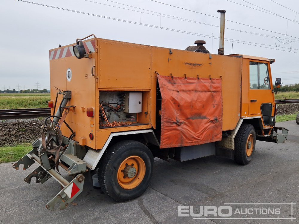 V.Meili Diesel Rail Cleaning/Grindimg Vehicle - مركبة لجميع التضاريس: صورة 4 V.Meili Diesel Rail Cleaning/Grindimg Vehicle - مركبة لجميع التضاريس: صورة 4
