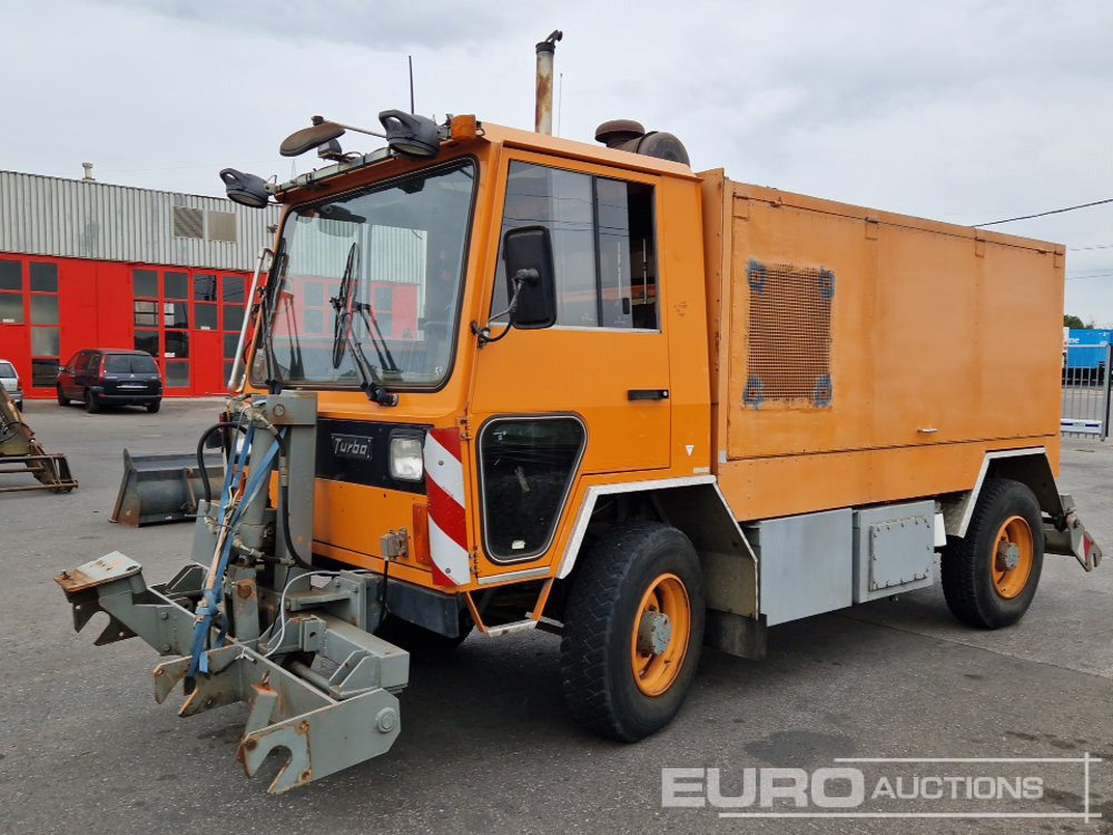V.Meili Diesel Rail Cleaning/Grindimg Vehicle - مركبة لجميع التضاريس: صورة 1 V.Meili Diesel Rail Cleaning/Grindimg Vehicle - مركبة لجميع التضاريس: صورة 1