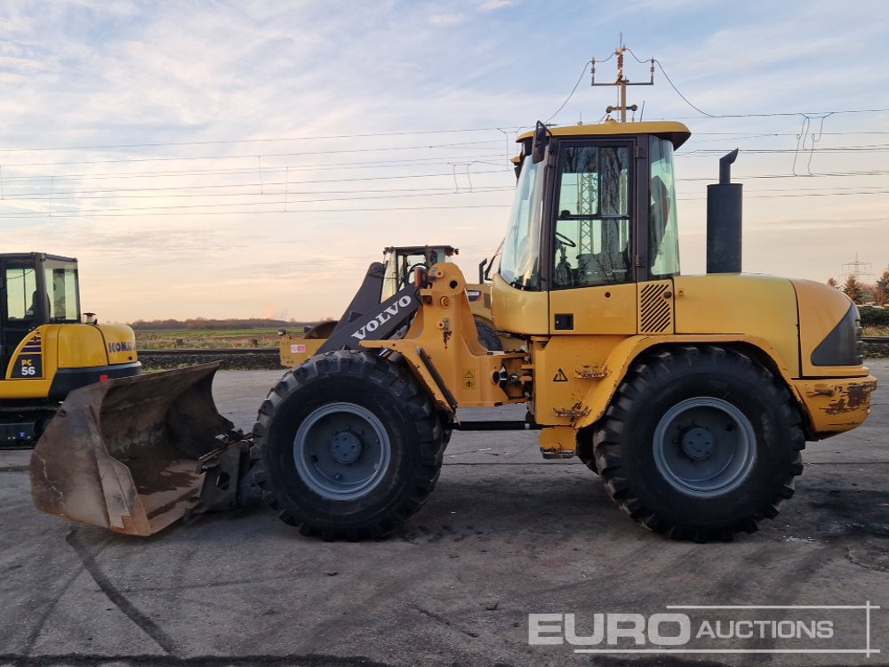 Volvo L45B - اللودر بعجل: صورة 1 Volvo L45B - اللودر بعجل: صورة 1