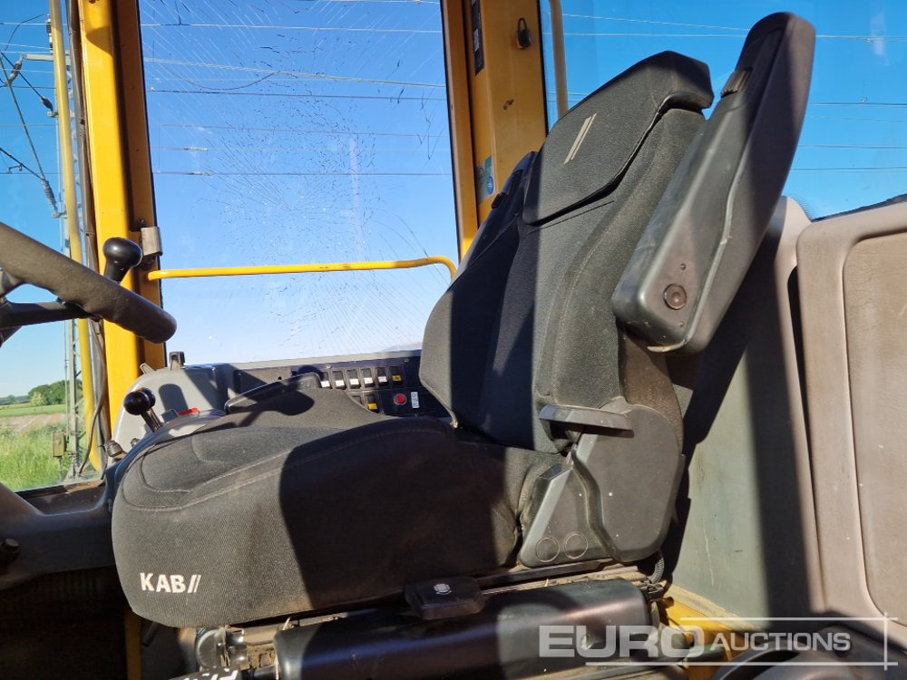 اللودر بعجل Volvo L70D: صورة 25
