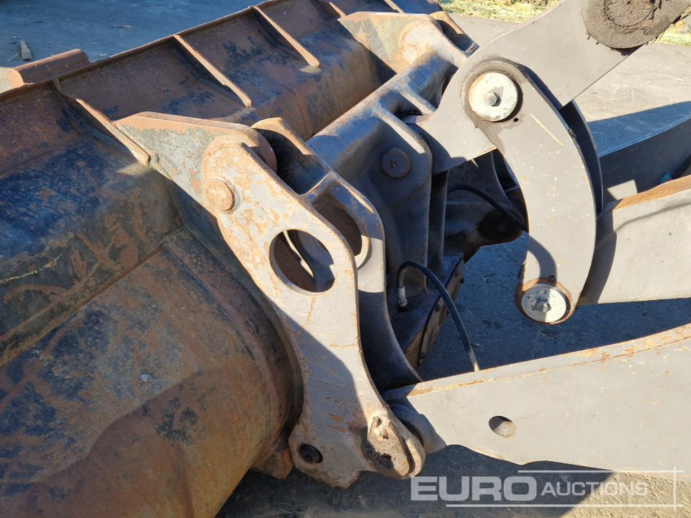 اللودر بعجل Volvo L70D: صورة 14