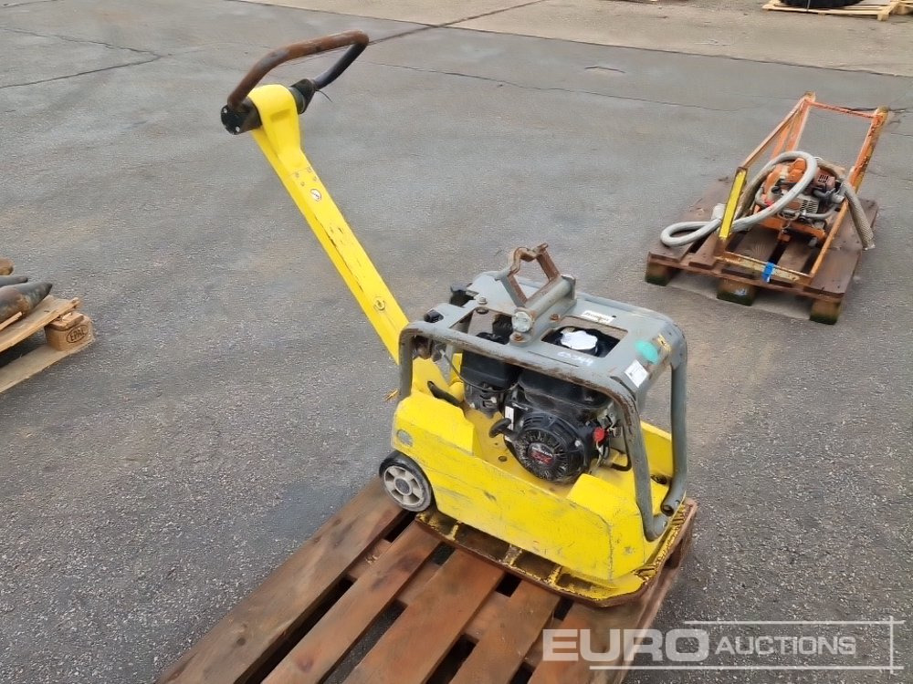 Wacker Neuson Walk Behind Compaction Plate - آلة أسفلت: صورة 2 Wacker Neuson Walk Behind Compaction Plate - آلة أسفلت: صورة 2
