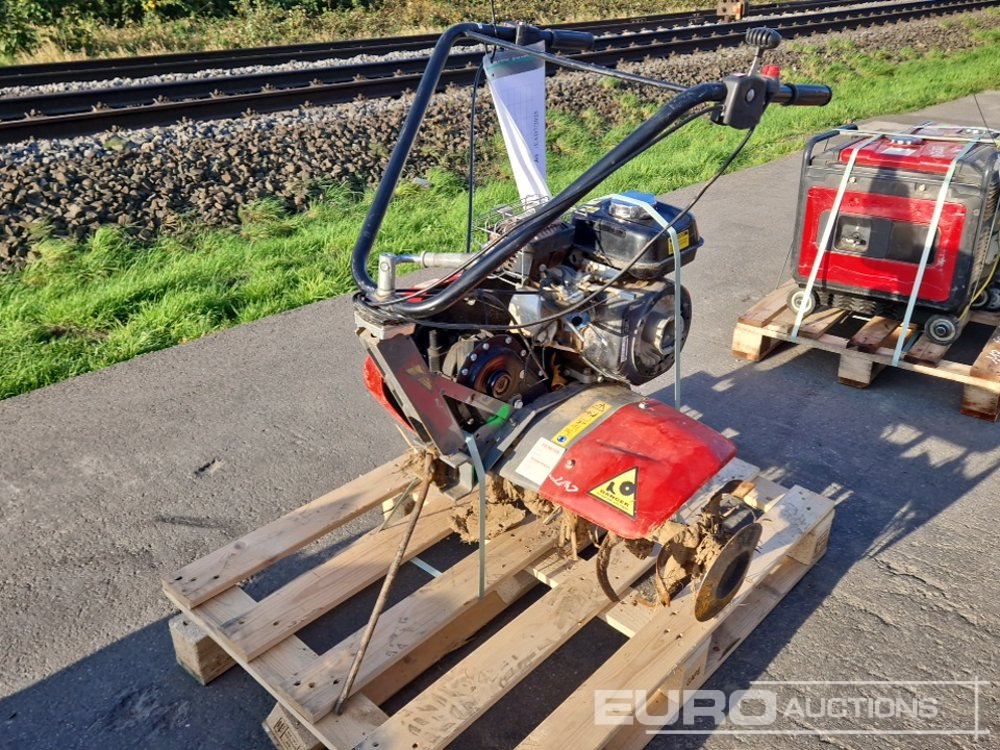 Walk Behind Petrol Tiller - الآلات الزراعية: صورة 4 Walk Behind Petrol Tiller - الآلات الزراعية: صورة 4