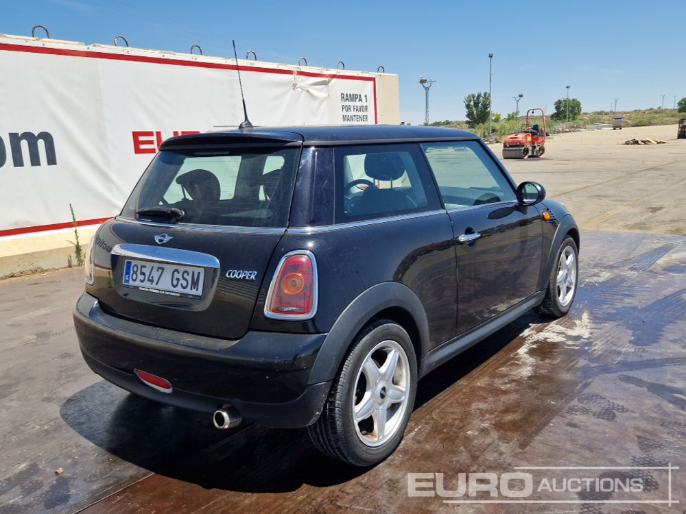 2009 Mini Cooper - سيارة: صورة 5 2009 Mini Cooper - سيارة: صورة 5