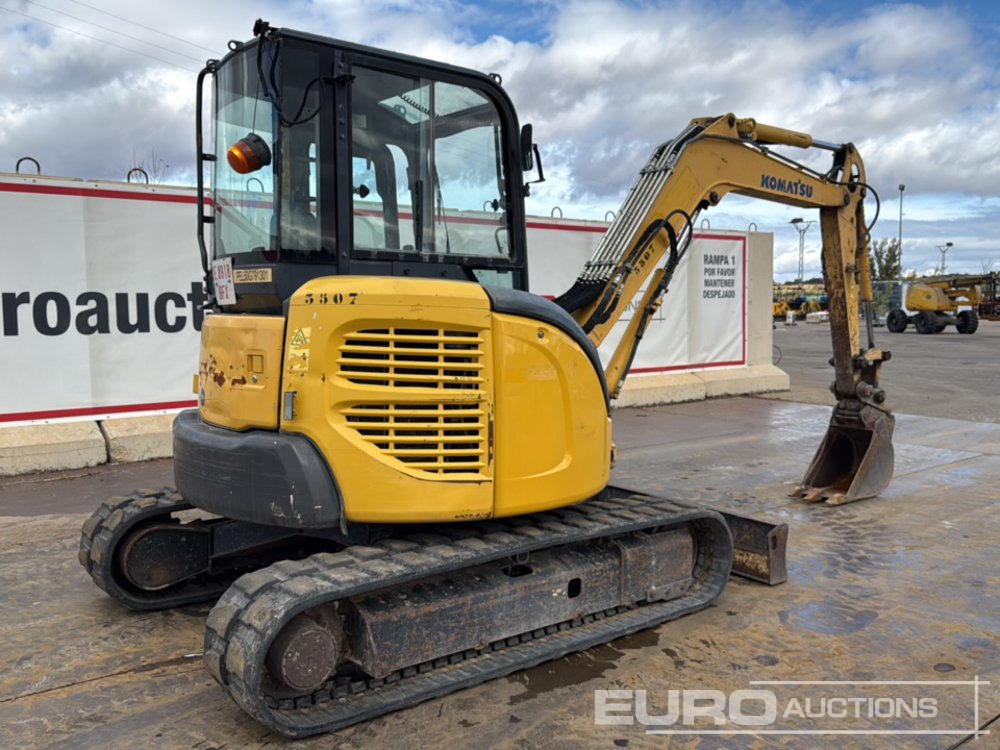 2010 Komatsu PC45MR-3 - حفارة مُصَّغرة: صورة 5 2010 Komatsu PC45MR-3 - حفارة مُصَّغرة: صورة 5