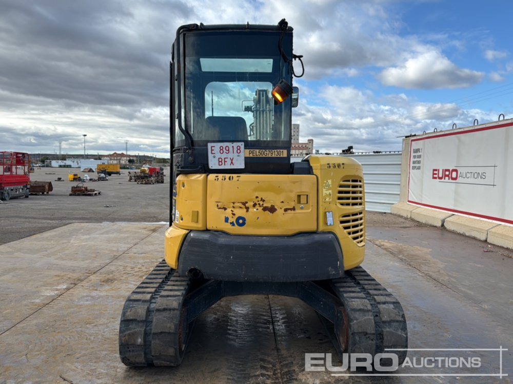 2010 Komatsu PC45MR-3 - حفارة مُصَّغرة: صورة 4 2010 Komatsu PC45MR-3 - حفارة مُصَّغرة: صورة 4