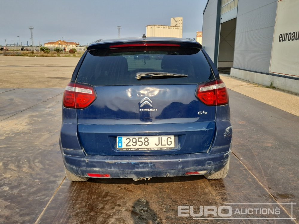 2011 Citroen C4 Picasso - سيارة: صورة 4 2011 Citroen C4 Picasso - سيارة: صورة 4