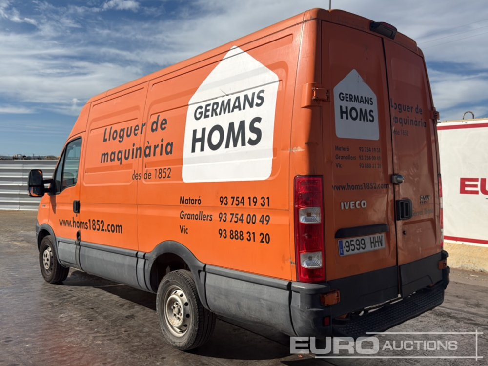 2012 Iveco Daily 35 S14 - فان: صورة 3 2012 Iveco Daily 35 S14 - فان: صورة 3