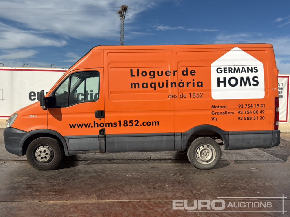 2012 Iveco Daily 35 S14 - فان: صورة 2 2012 Iveco Daily 35 S14 - فان: صورة 2