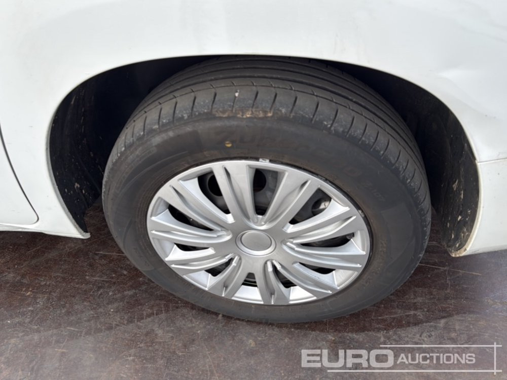 2020 Opel COMBO LIFE - شاحنة التوصيل: صورة 5 2020 Opel COMBO LIFE - شاحنة التوصيل: صورة 5