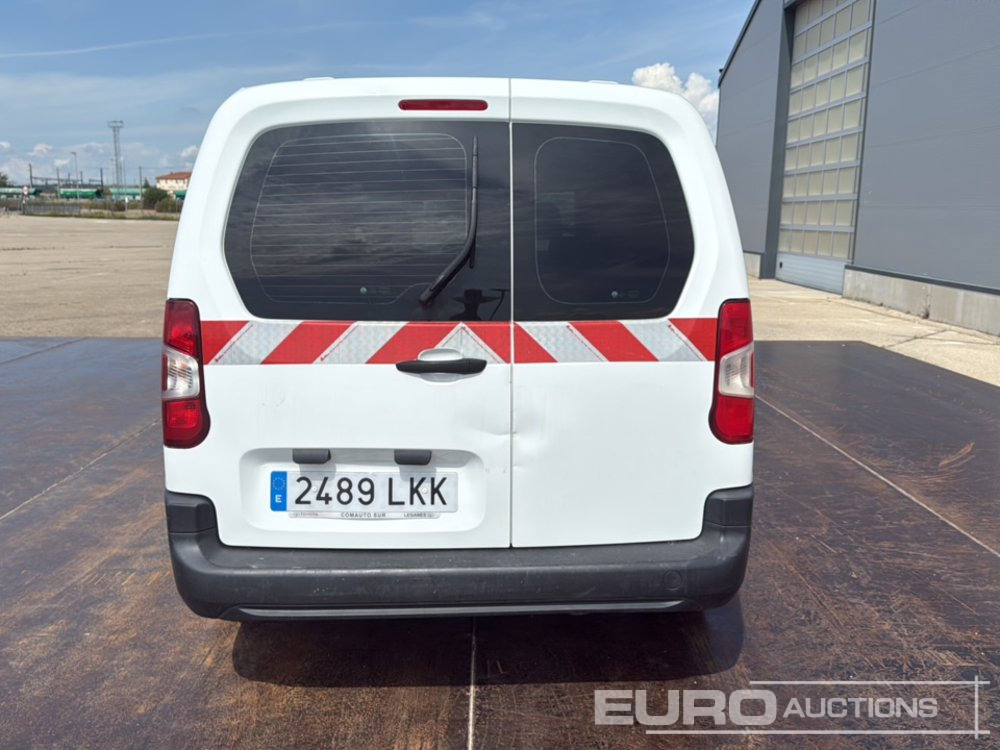 2020 Toyota Proace City - شاحنة التوصيل: صورة 4 2020 Toyota Proace City - شاحنة التوصيل: صورة 4