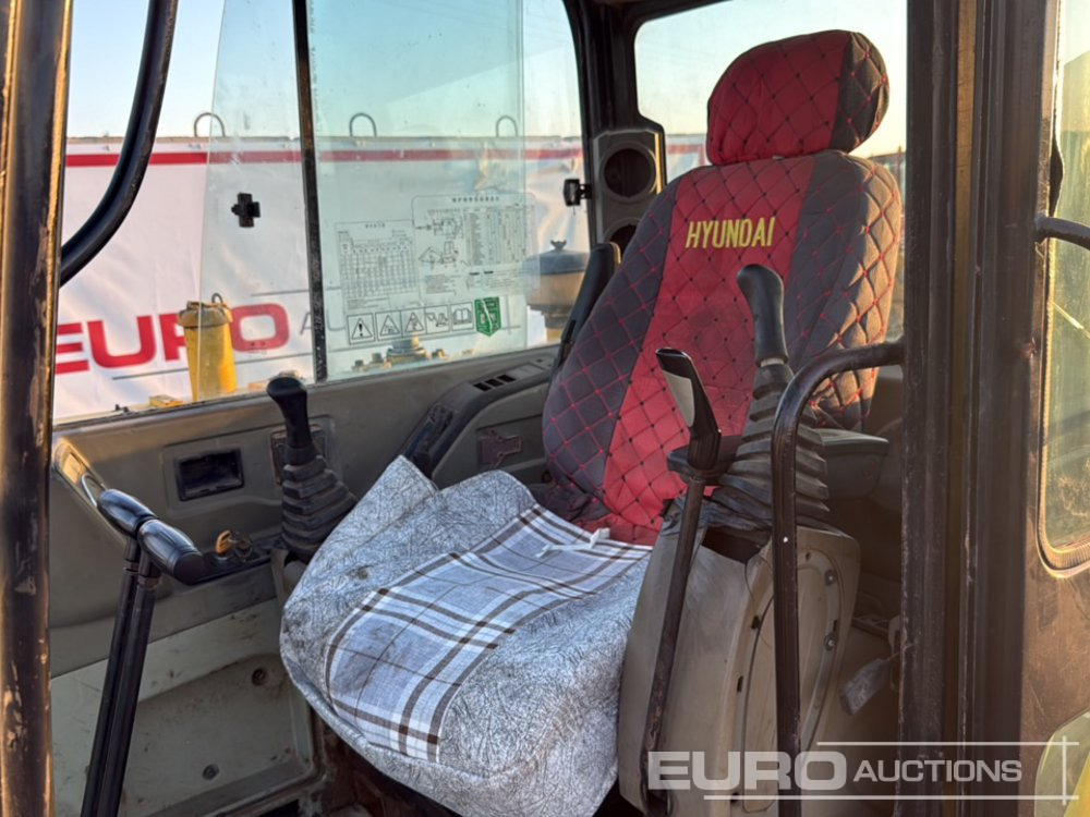 حفارة مُصَّغرة Hyundai R60-7: صورة 37